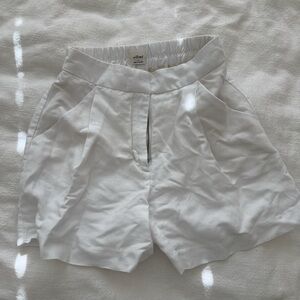 Aritzia Wilfred linen trouser shorts